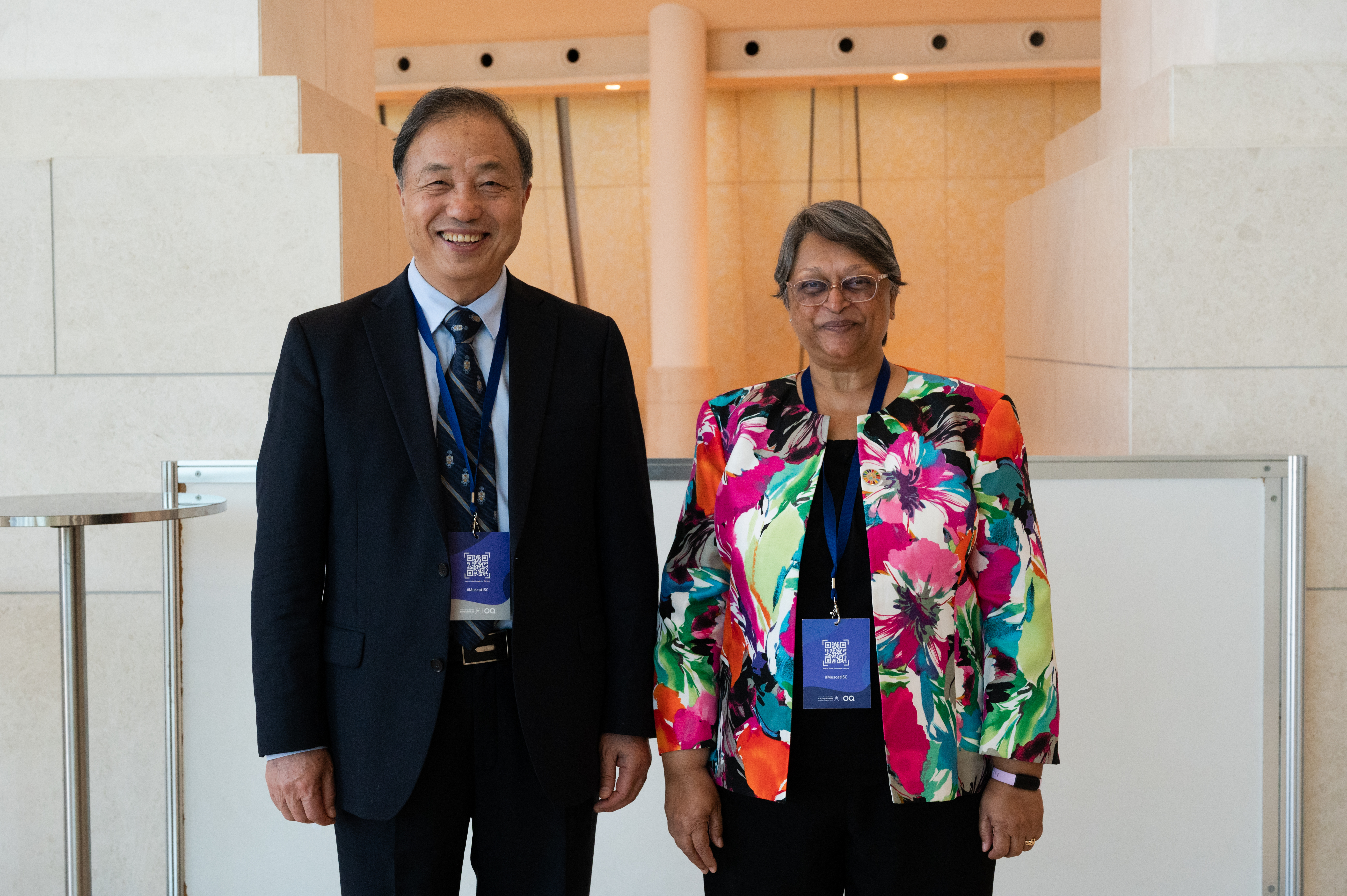 TWAS Fellow Guo Huadong, and TWAS President Quarraisha Abdool Karim