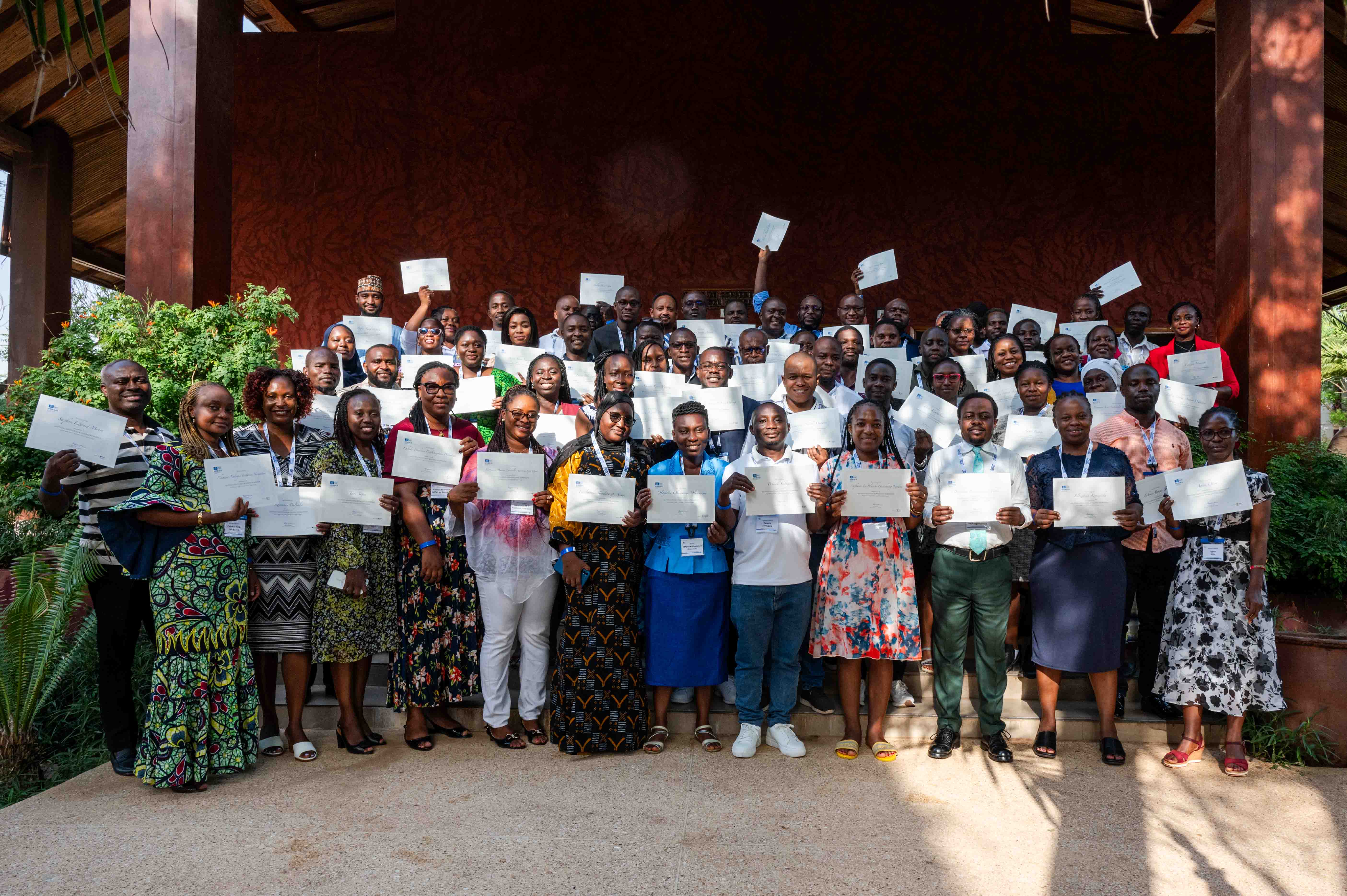 Group photo with certificates. (Photo: G. Ortolani/TWAS)