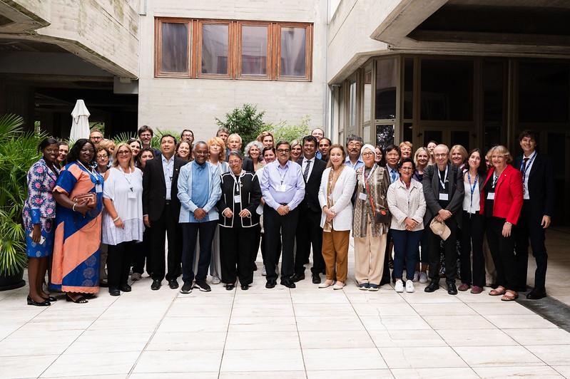 The TWAS Council, gathered at the Abdus Salam International Centre for Theoretical Physics (ICTP) with TWAS secretariat staff. (Photo: G. Ortolani/TWAS)